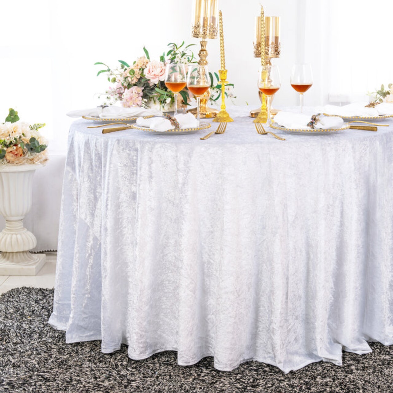 132 Inch Round Luxurious Ice Crushed Velvet Tablecloth Elegant Event Linen